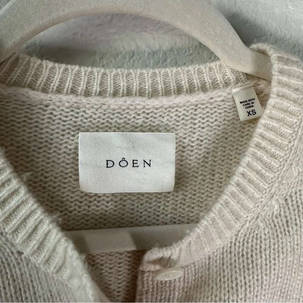 Doen Danae Cashmere Crewneck Cardigan in Dogwood SZ XS - Picture 4 of 6